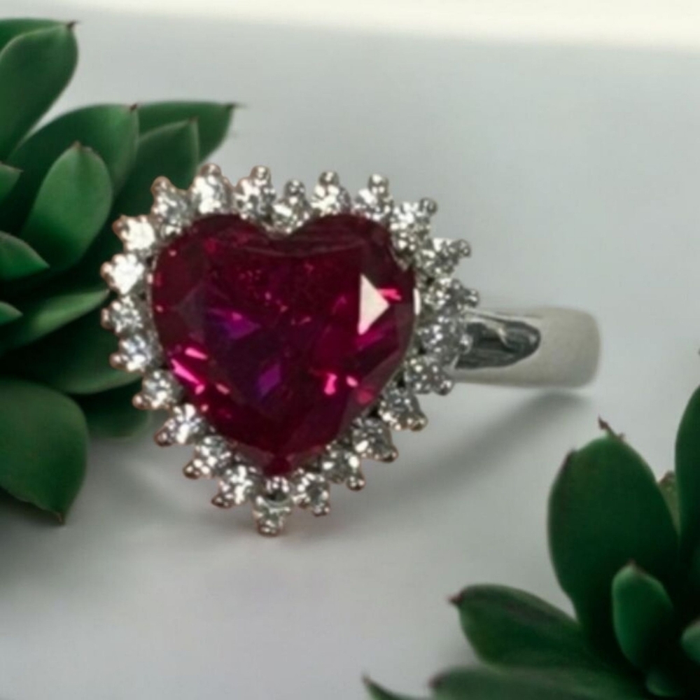 ❤🔹️Suzy Levian 🔹️ Sterling Silver Cubic Zirconia Engagement Ring Sz 7